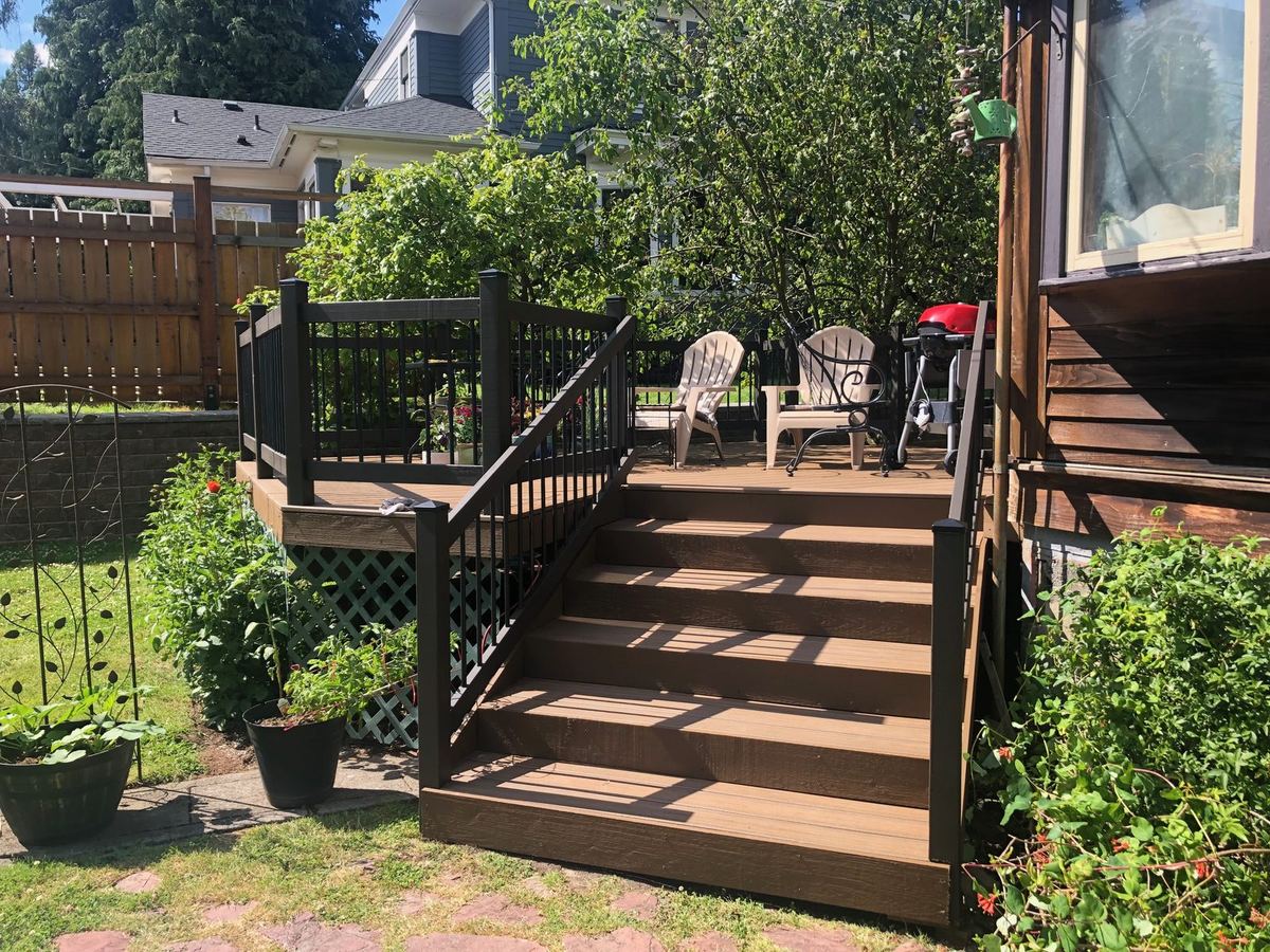 Finished deck stairs and railings